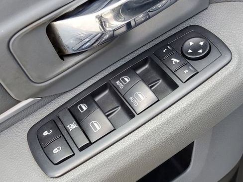 Used 2019 RAM 1500 Classic Warlock image 18