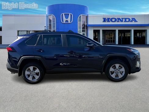 Used 2025 Toyota RAV4 XLE image 8