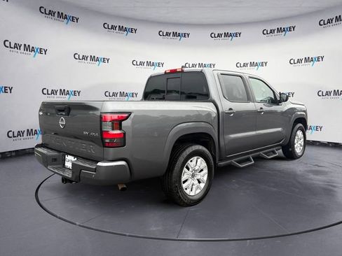 Used 2022 Nissan Frontier SV AWD/4WD image 5