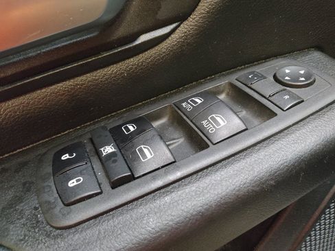 Used 2022 RAM 1500 Tradesman AWD/4WD image 27