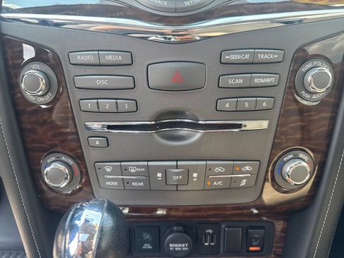 Used 2020 Nissan Armada SL w/ Premium Package AWD/4WD image 34