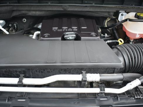 Used 2023 Chevrolet Silverado 1500 Custom image 24