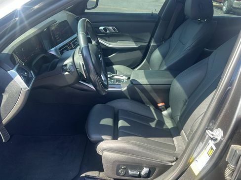 Used 2020 BMW 330i Sedan w/ Convenience Package RWD image 11