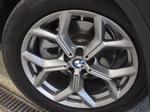 Used 2025 BMW X4 xDrive30i w/ Premium Package AWD/4WD image 30