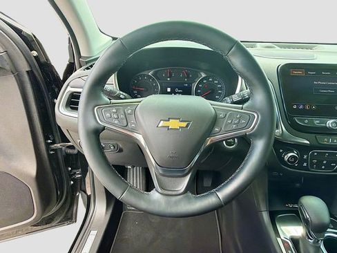 Used 2024 Chevrolet Equinox Premier FWD image 37