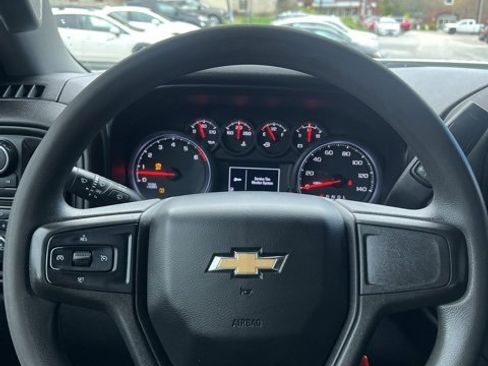 Used 2020 Chevrolet Silverado 2500 Custom w/ Custom Convenience Package image 28