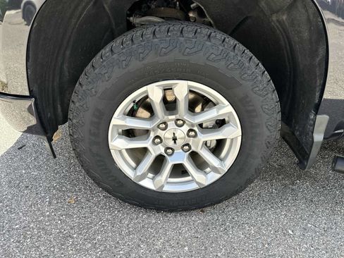 Certified 2024 Chevrolet Silverado 1500 RST AWD/4WD image 12