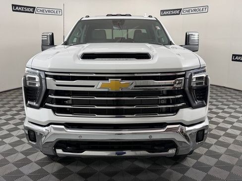 New 2026 Chevrolet Silverado 3500 LTZ w/ LTZ Plus Package AWD/4WD image 9