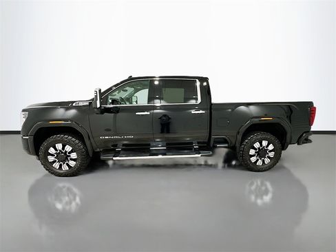 Used 2025 GMC Sierra 2500 Denali w/ Denali Reserve Package image 4