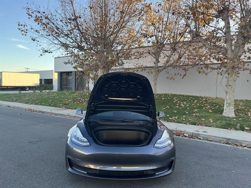 Used 2019 Tesla Model 3 Long Range image 29