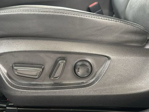 Certified 2021 Toyota Camry XLE w/ Cold Weather Package image 14