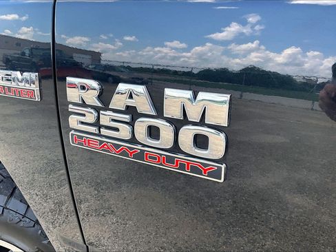 Used 2017 RAM 2500 Tradesman w/ Chrome Appearance Group AWD/4WD image 30