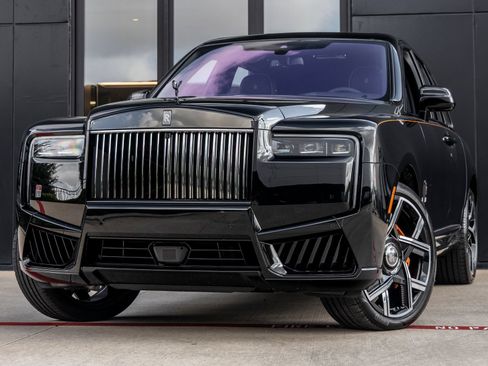 Used 2026 Rolls-Royce Cullinan Black Badge AWD/4WD image 1