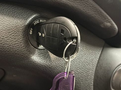 Used 2019 Jeep Cherokee Latitude w/ Popular Appearance Group FWD image 47