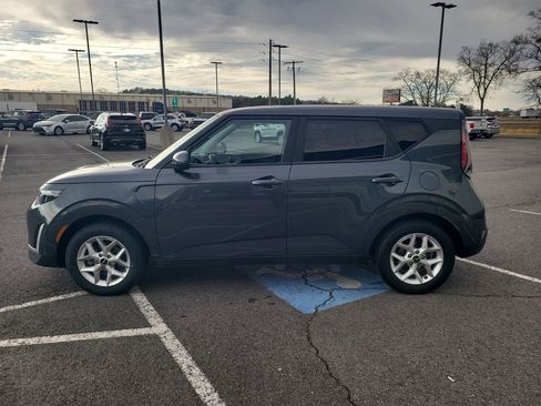 Used 2024 Kia Soul LX w/ Option Group 015 image 6