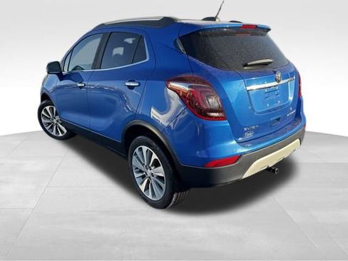 Used 2018 Buick Encore Preferred image 2