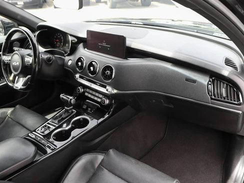 Used 2023 Kia Stinger GT-Line w/ Sun & Sound Package RWD image 38