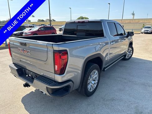 Used 2024 GMC Sierra 1500 Denali w/ Technology Package AWD/4WD image 10