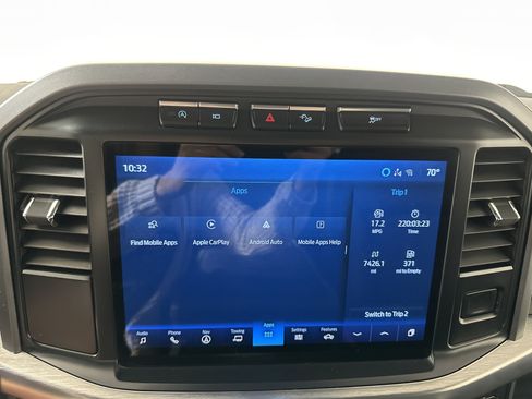Used 2021 Ford F150 Lariat w/ FX4 Off-Road Package AWD/4WD image 16