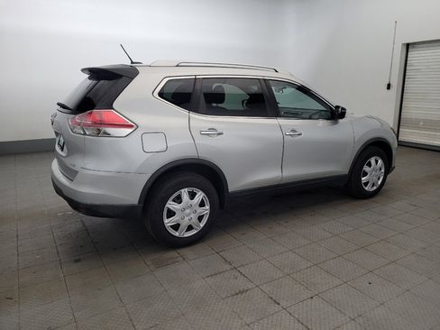 Used 2016 Nissan Rogue S w/ Appearance Package AWD/4WD image 10
