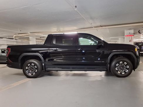 Used 2026 GMC Sierra EV Elevation AWD/4WD image 4