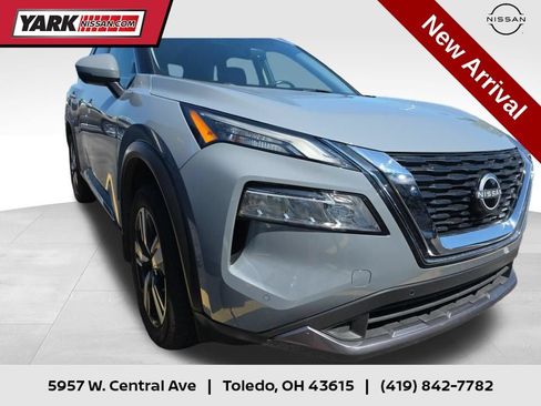 Certified 2023 Nissan Rogue SL w/ SL Premium Package AWD/4WD image 1