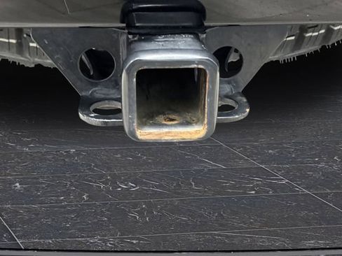 Used 2022 Chevrolet Silverado 1500 ZR2 w/ Technology Package image 36