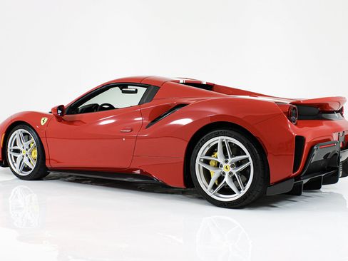 Certified 2019 Ferrari 488 Pista Spider RWD image 8