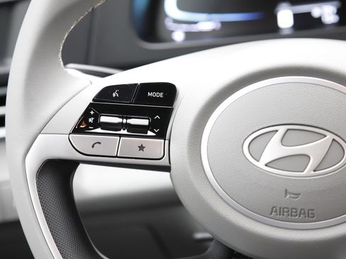 New 2026 Hyundai Elantra Sport image 18