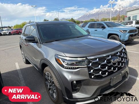 Used 2025 Ford Explorer Platinum w/ Ultimate Package image 1