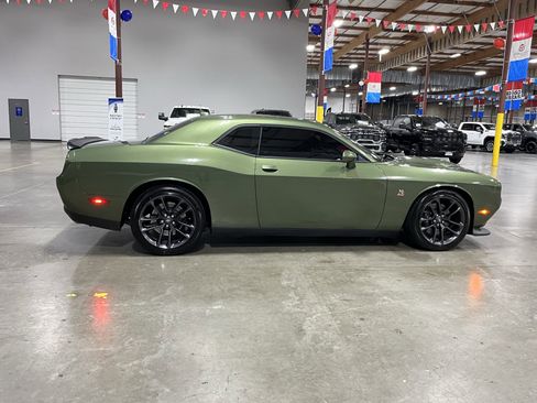 Used 2022 Dodge Challenger R/T Scat Pack w/ Plus Package image 7