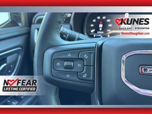 Used 2023 GMC Yukon AT4 image 13