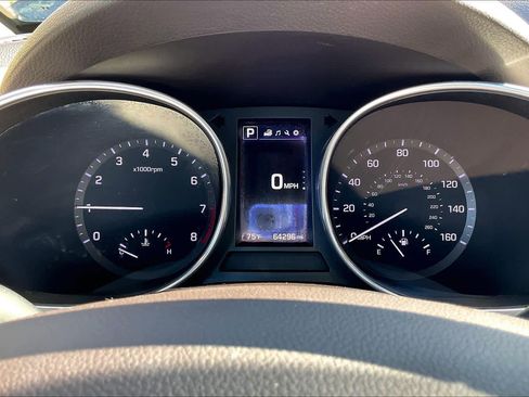 Used 2018 Hyundai Santa Fe Sport image 20