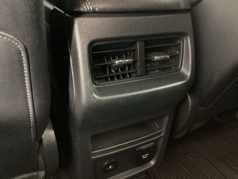 Certified 2023 Ford Edge SEL w/ Convenience Package AWD/4WD image 17