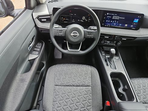 New 2026 Nissan Kicks SV w/ SV Premium Package image 9