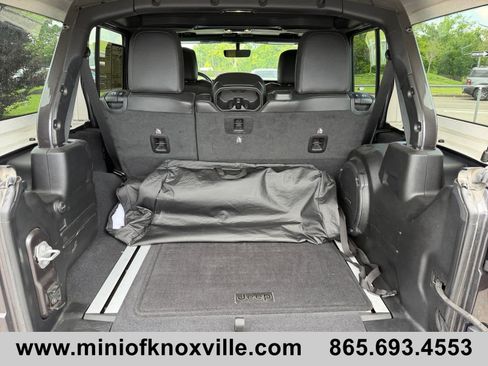 Used 2021 Jeep Wrangler Unlimited Sahara AWD/4WD image 20