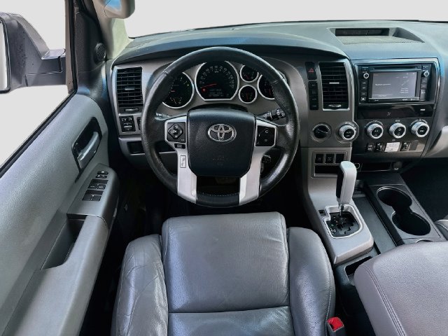 Used 2017 Toyota Sequoia Limited AWD/4WD image 24