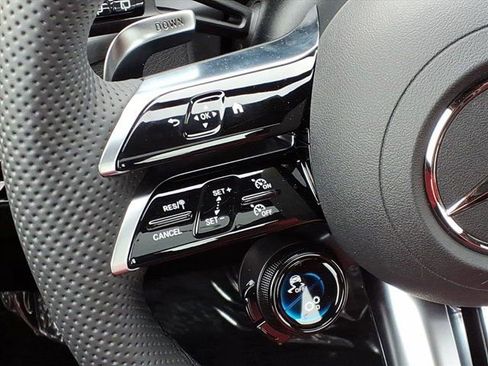 New 2026 Mercedes-Benz GLC 43 AMG 4MATIC image 9