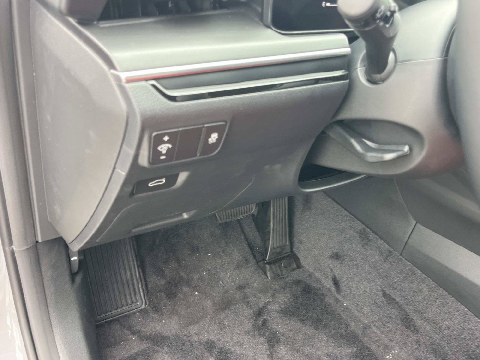 New 2026 Kia K5 GT-Line w/ GT-Line Red Interior Package FWD image 21
