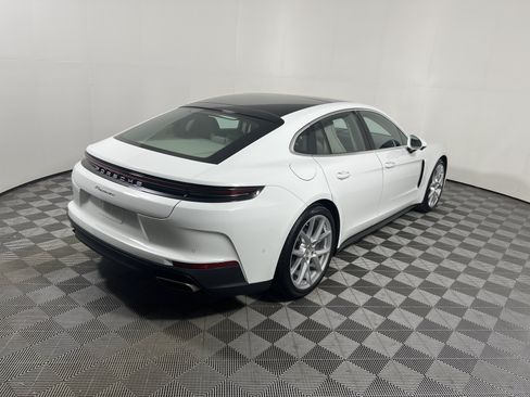 Certified 2025 Porsche Panamera image 7