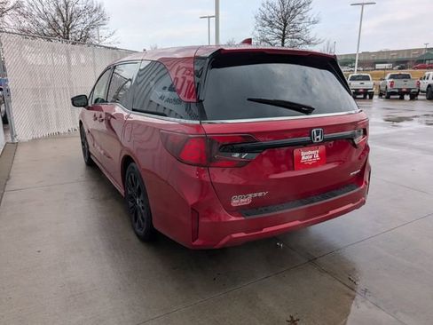 Used 2025 Honda Odyssey Sport-L image 25