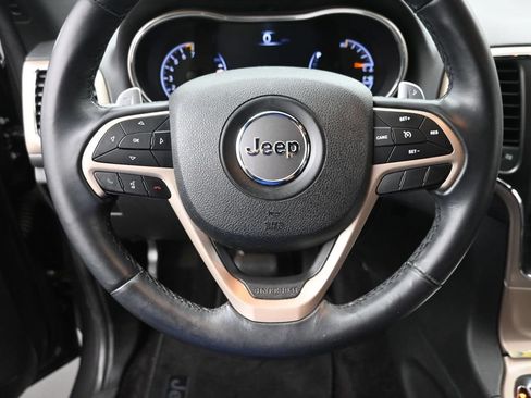 Used 2017 Jeep Grand Cherokee Laredo w/ Quick Order Package 23E AWD/4WD image 16