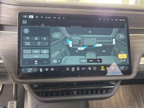 Used 2024 Rivian R1S Adventure AWD/4WD image 22