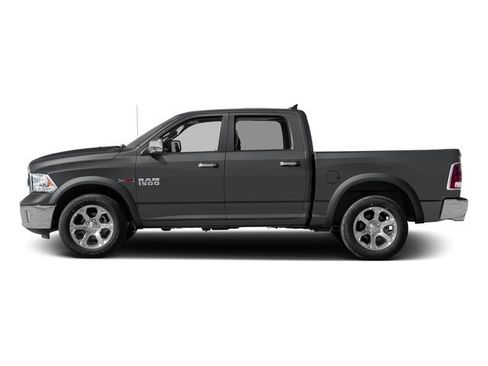Used 2017 RAM 1500 Laramie w/ Convenience Group AWD/4WD image 4