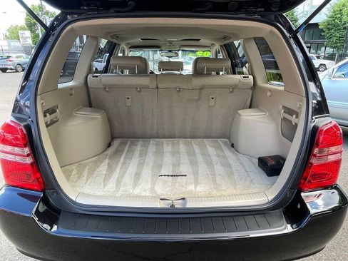 Used 2003 Toyota Highlander 4WD image 8
