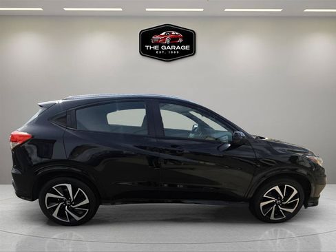 Used 2019 Honda HR-V Sport image 7