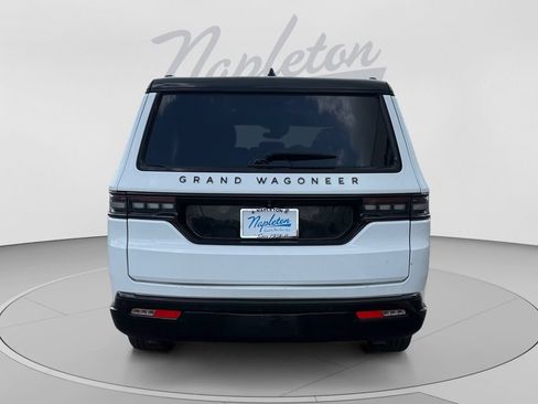 Used 2024 Jeep Grand Wagoneer L Series II w/ Quick Order Packagew 28T AWD/4WD image 7