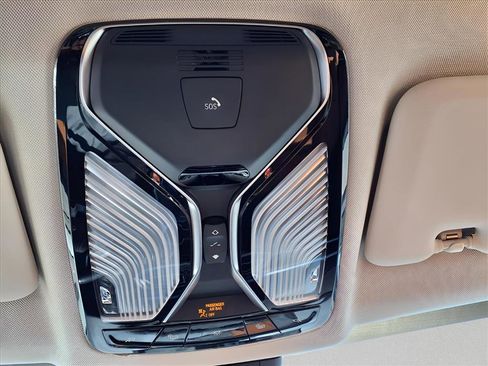 Used 2019 BMW X7 xDrive40i w/ Premium Package image 21