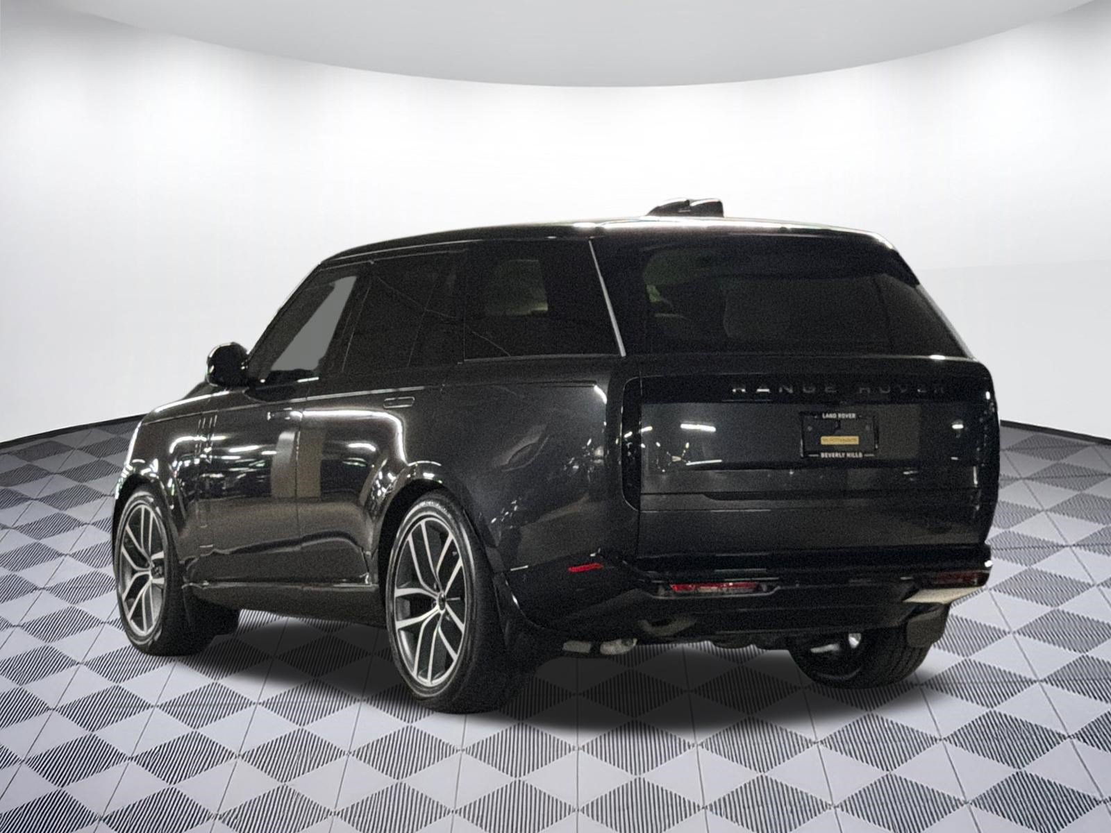 New 2026 Land Rover Range Rover SE AWD/4WD image 3