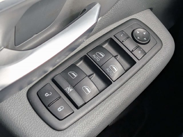 Used 2021 RAM 1500 Big Horn RWD image 23